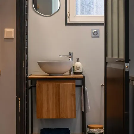 Le Cosy Studio, Calme Et Confort, Idéal Pro Ou Couple Appartamento *